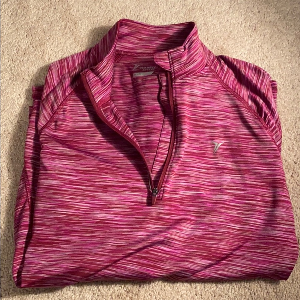 Old Navy long sleeve Active Fit